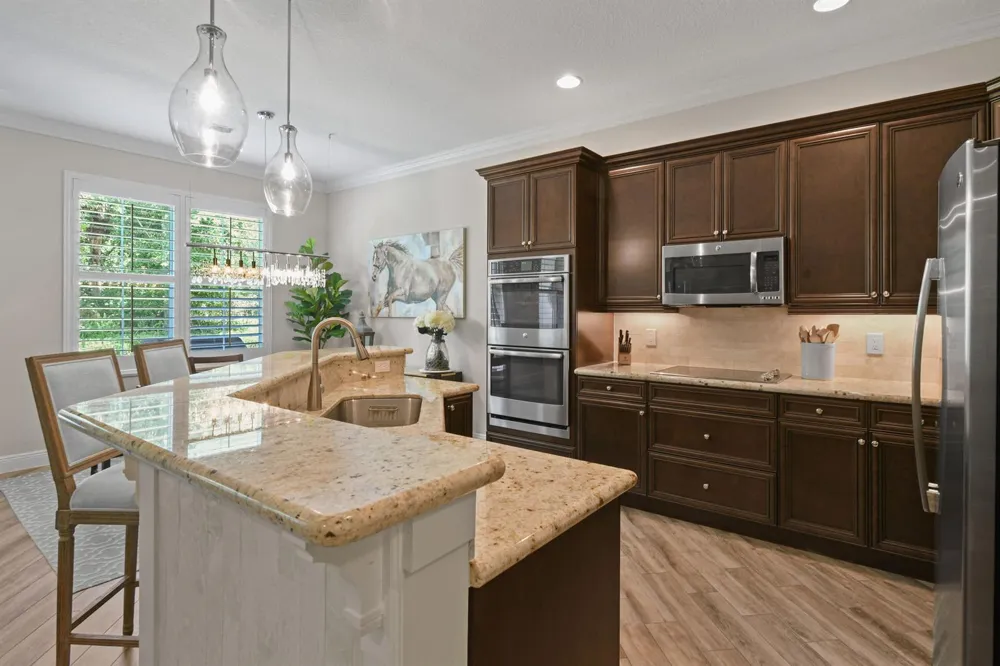 7239 Oxford Court Palm Beach Gardens, FL 33418