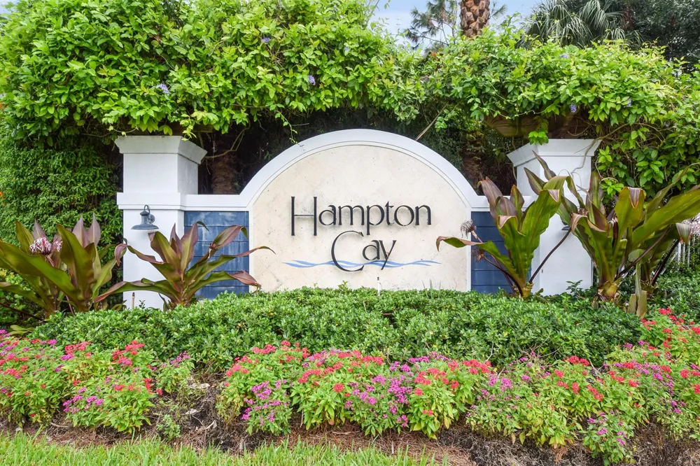 7239 Oxford Court Palm Beach Gardens, FL 33418