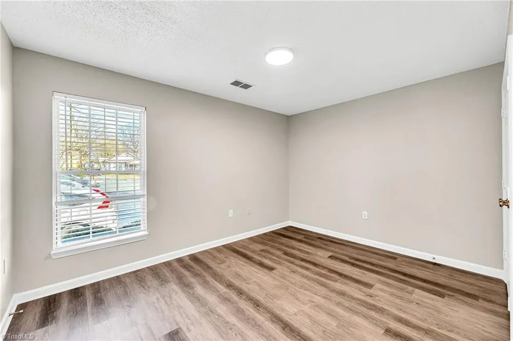 1911 Walker Avenue Greensboro, NC 27403