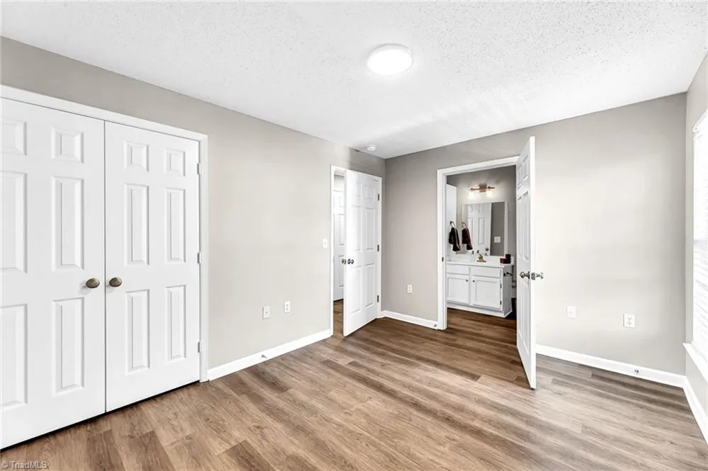 1911 Walker Avenue Greensboro, NC 27403