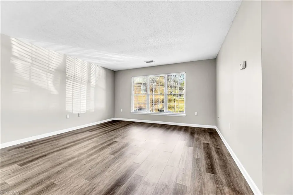 1911 Walker Avenue Greensboro, NC 27403