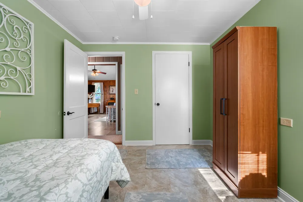34120 Hillside Drive Paw Paw Township, MI 49079