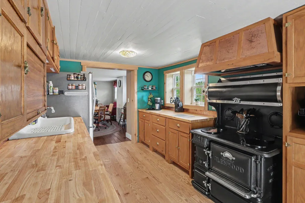 8715 S M-37 Highway Baltimore Township, MI 49058