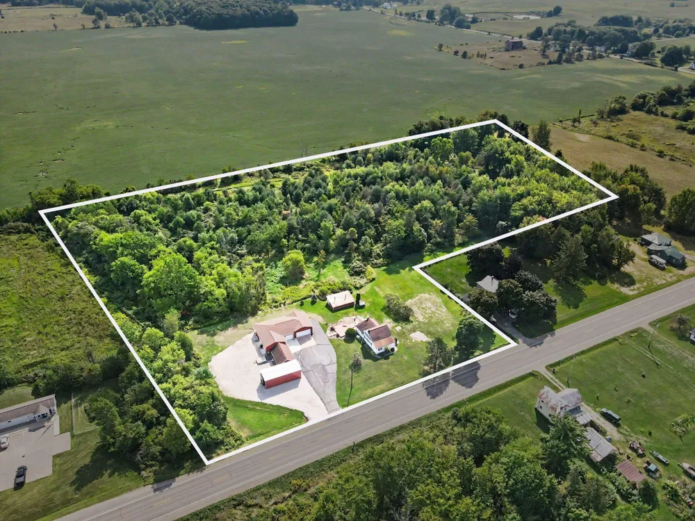 8715 S M-37 Highway Baltimore Township, MI 49058