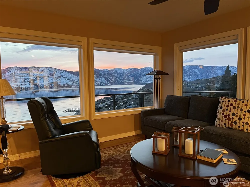 333 Highpoint Place Chelan, WA 98816