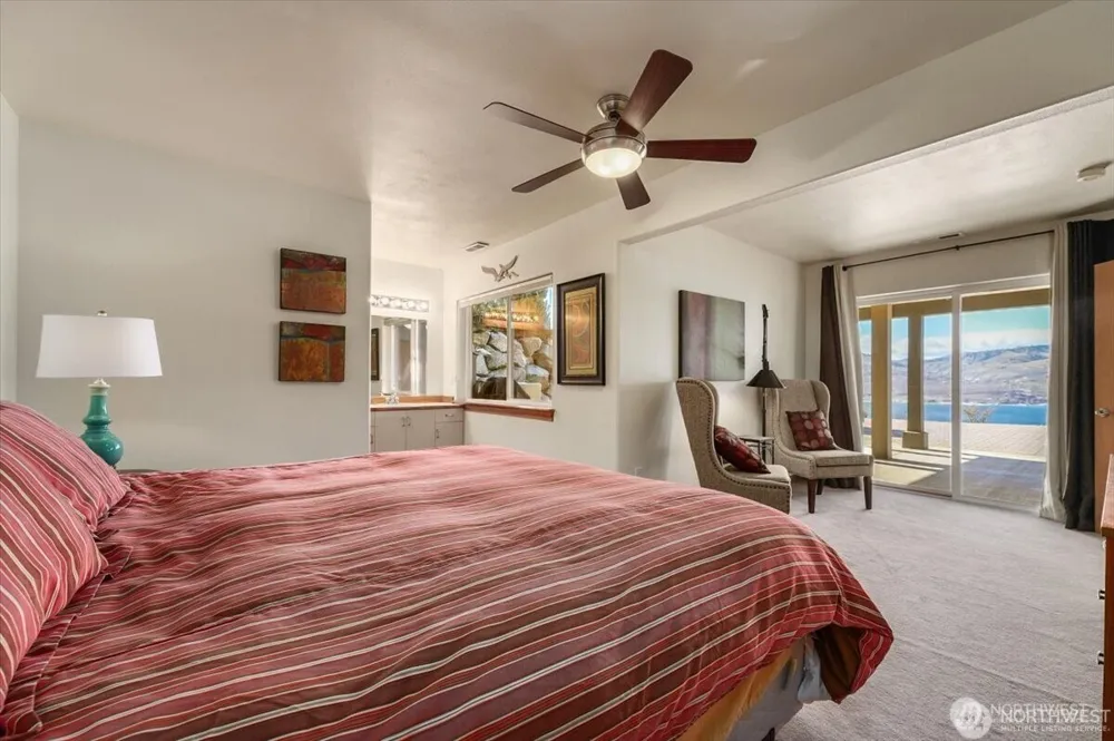 333 Highpoint Place Chelan, WA 98816
