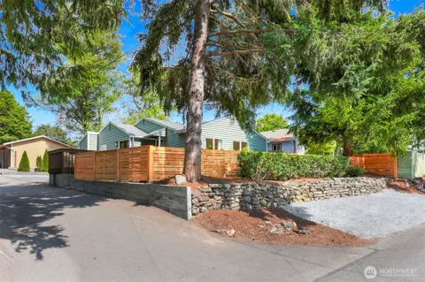 3830 NE 123rd Street