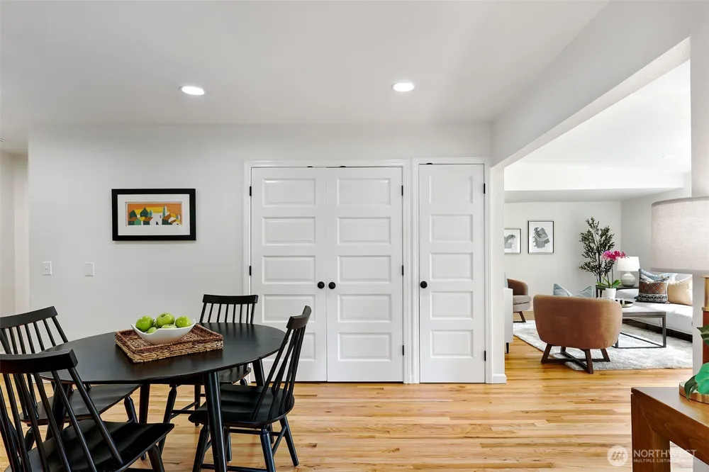 3830 NE 123rd Street Seattle, WA 98125