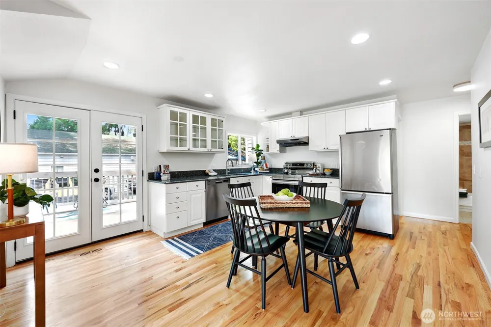 3830 NE 123rd Street Seattle, WA 98125