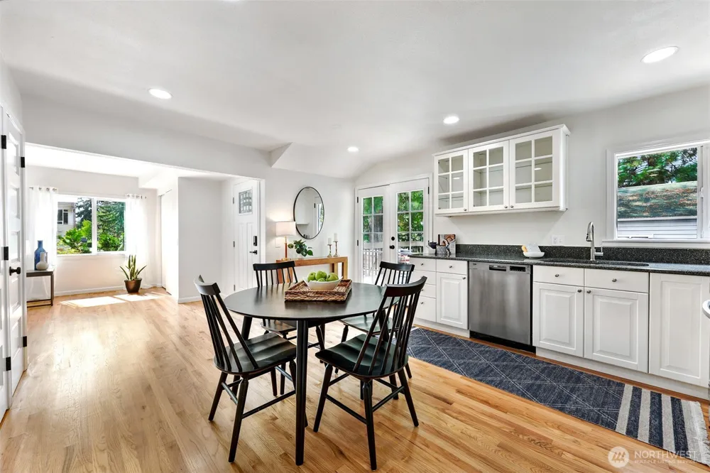 3830 NE 123rd Street Seattle, WA 98125