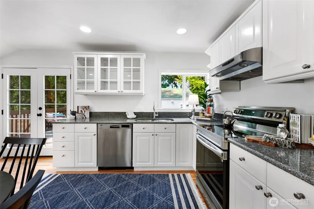 3830 NE 123rd Street Seattle, WA 98125