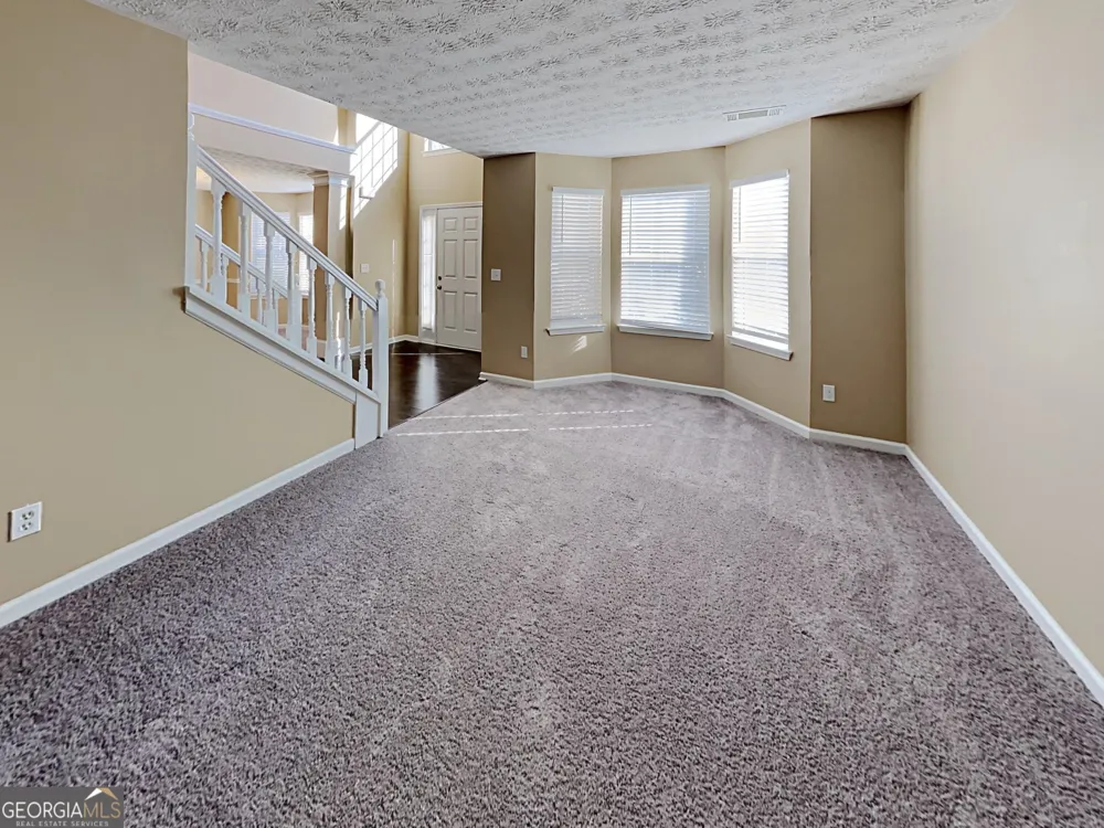 160 Long DR Covington, GA 30016