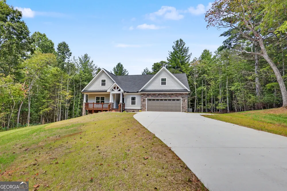 443 Hawks Nest Dr. Blairsville, GA 30512