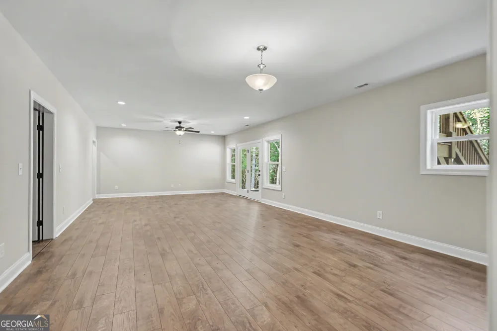 443 Hawks Nest Dr. Blairsville, GA 30512