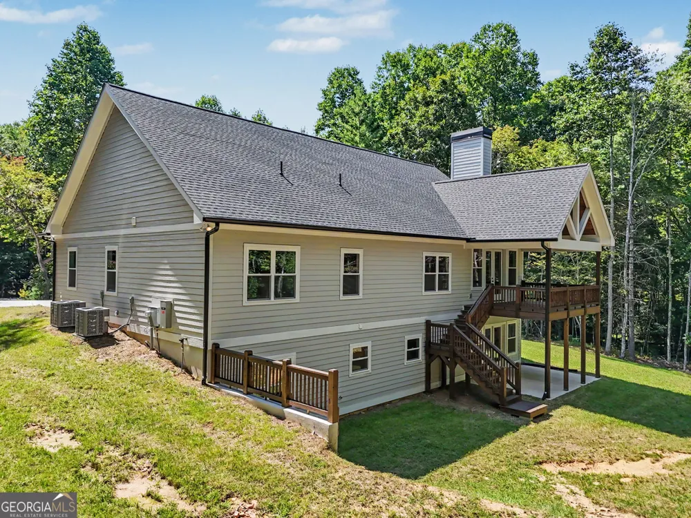 443 Hawks Nest Dr. Blairsville, GA 30512