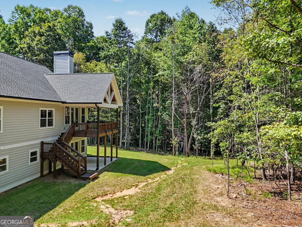 443 Hawks Nest Dr. Blairsville, GA 30512