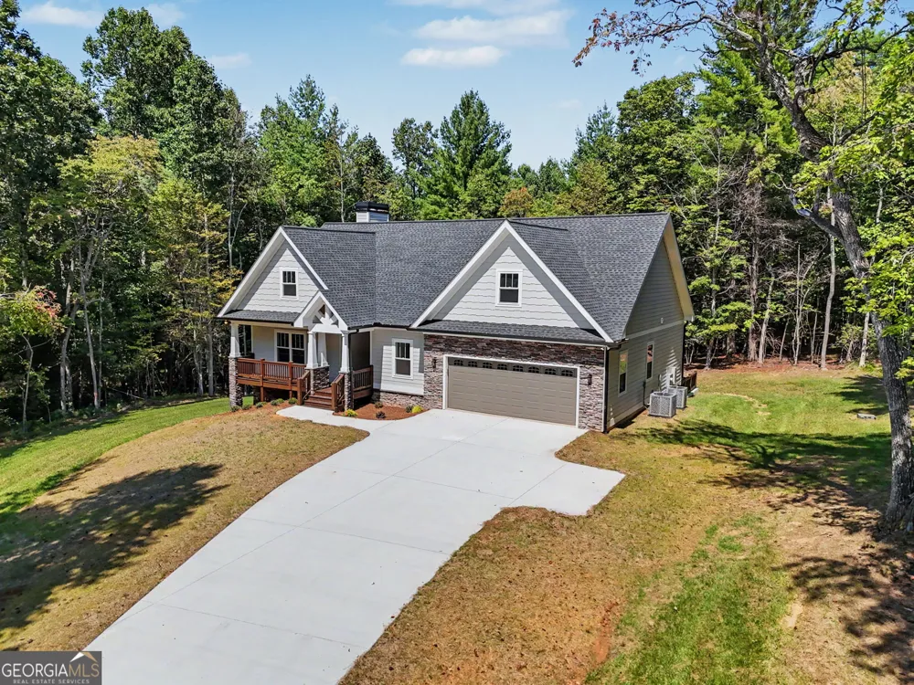 443 Hawks Nest Dr. Blairsville, GA 30512