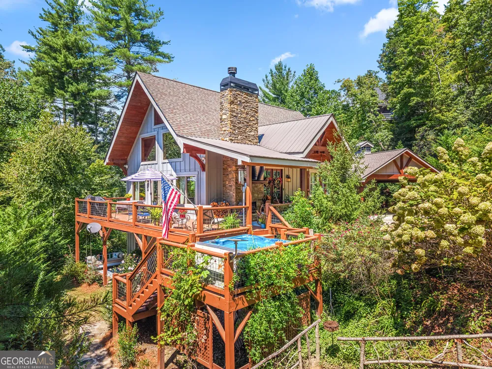 115 Sunset DR Tiger, GA 30576