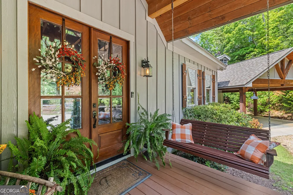 115 Sunset DR Tiger, GA 30576