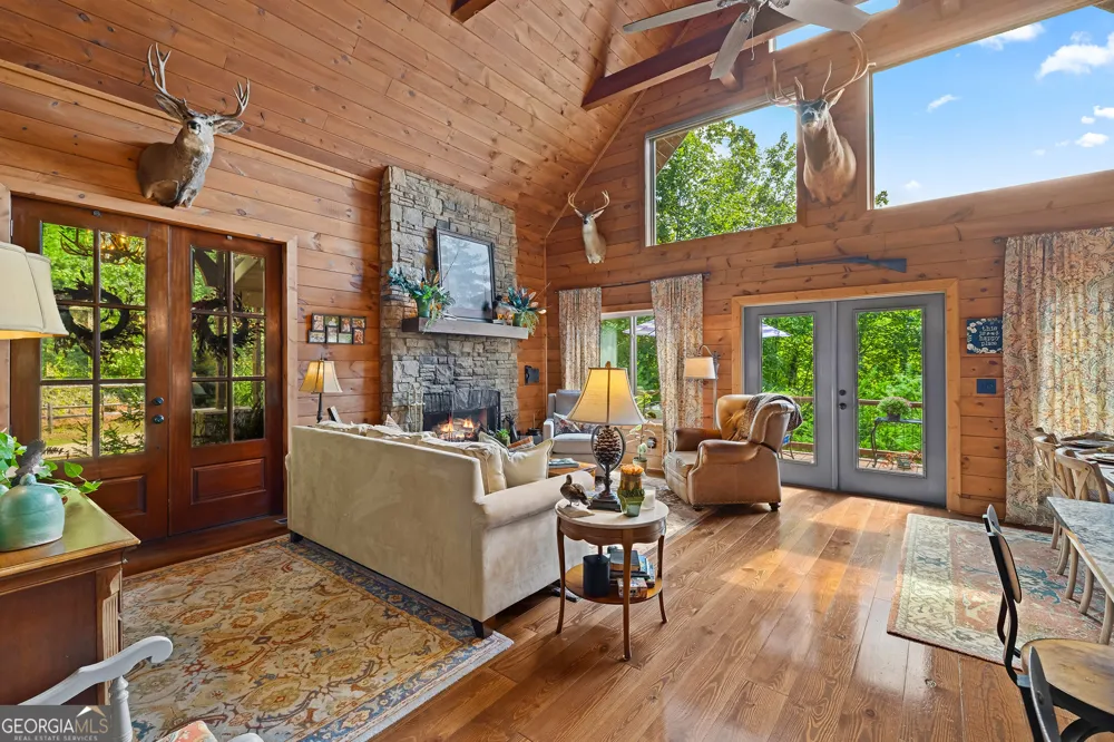 115 Sunset DR Tiger, GA 30576