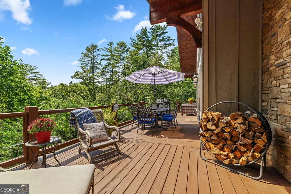 115 Sunset DR Tiger, GA 30576