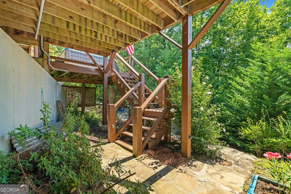 115 Sunset DR Tiger, GA 30576