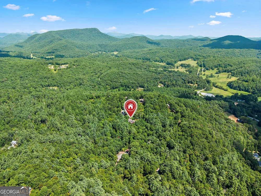 115 Sunset DR Tiger, GA 30576