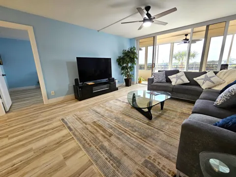 1357 NE Ocean Boulevard #312