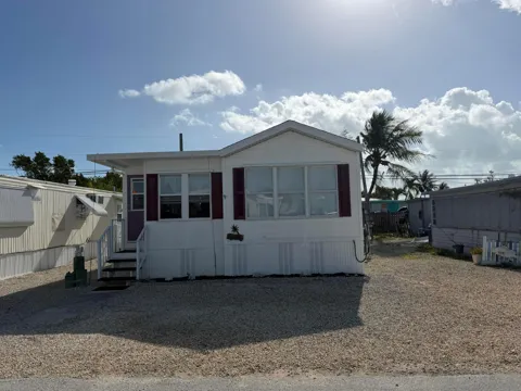 1361 Overseas Highway #G15