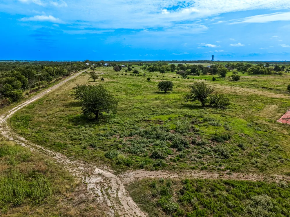 6351 Fm 39 Mexia, TX 76667