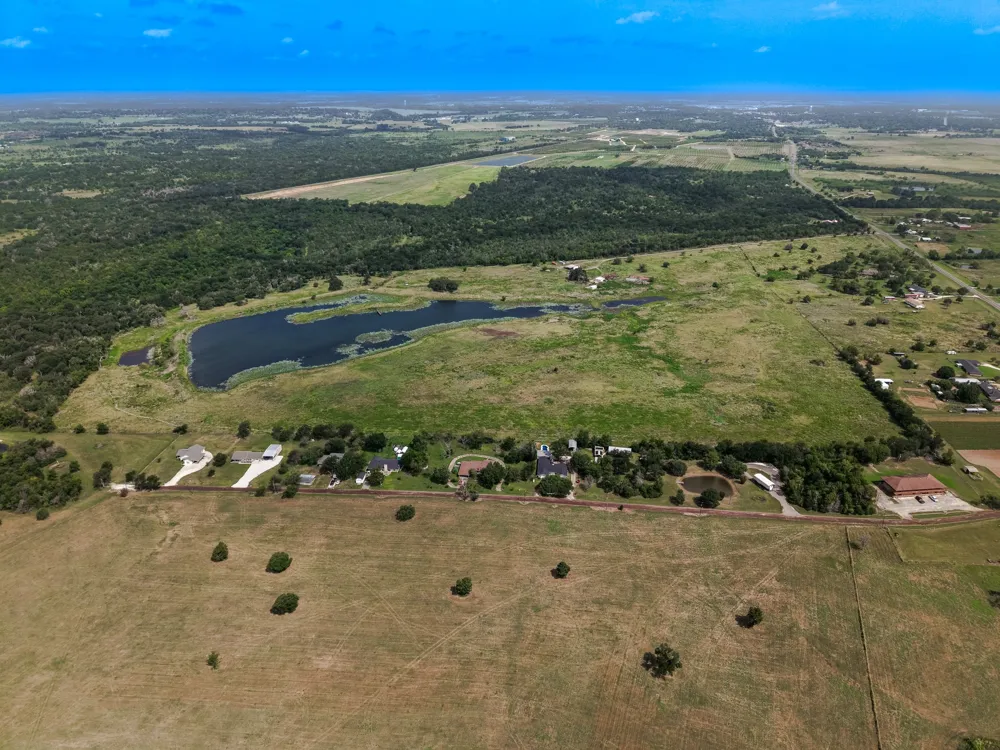6351 Fm 39 Mexia, TX 76667