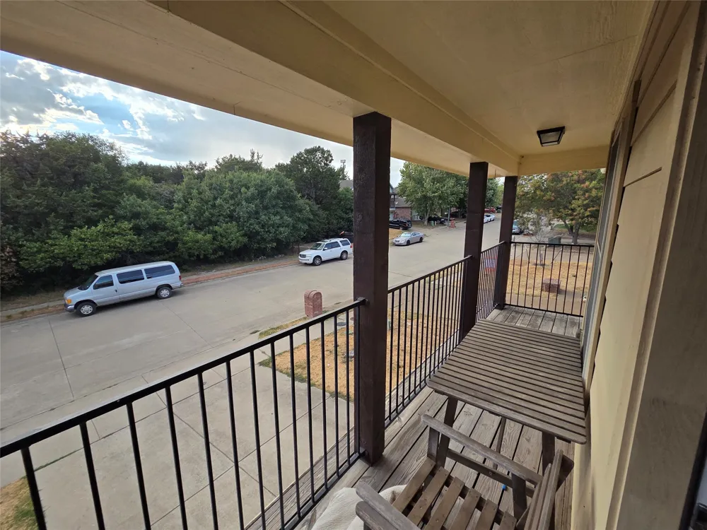 8422 Timberbrook Lane Dallas, TX 75249