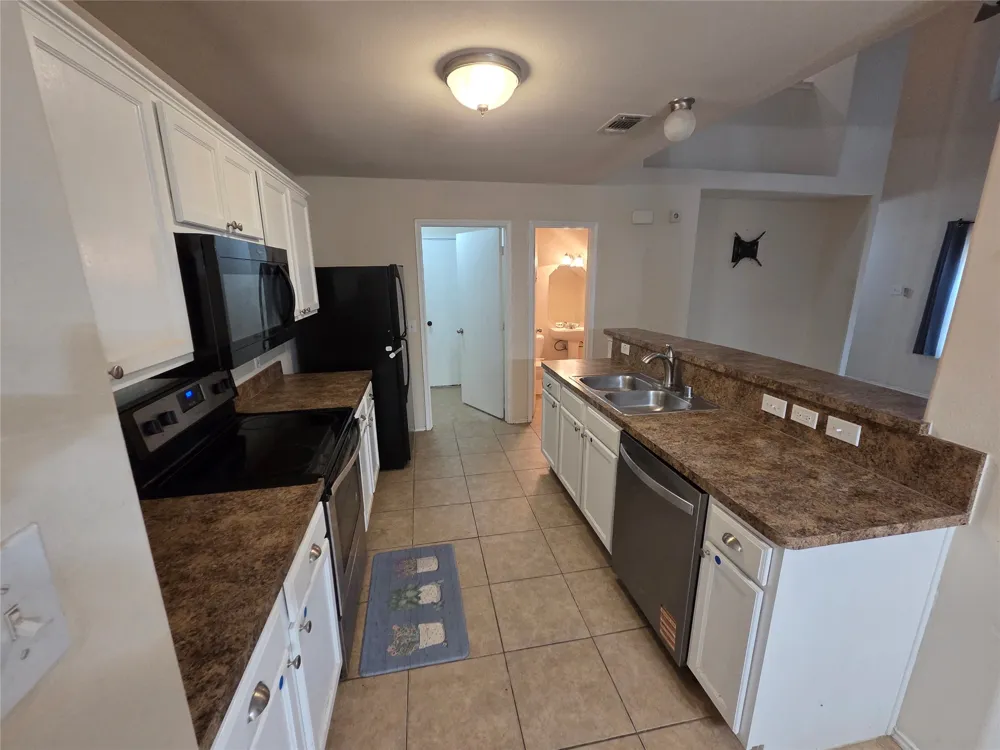 8422 Timberbrook Lane Dallas, TX 75249