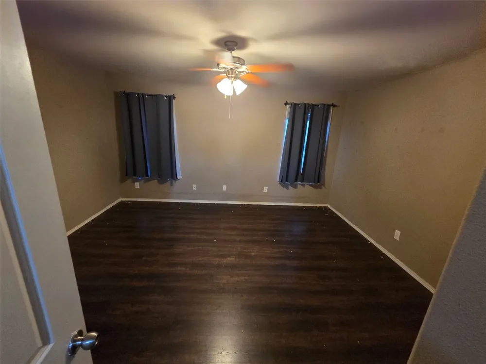8422 Timberbrook Lane Dallas, TX 75249