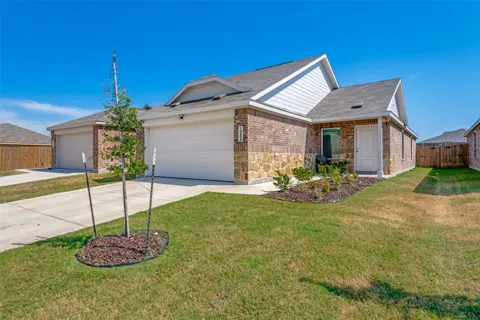 1352 Wedgeleaf Lane