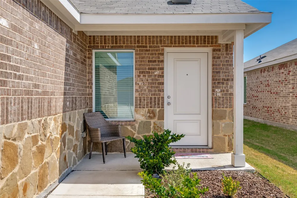 1352 Wedgeleaf Lane Forney, TX 75126