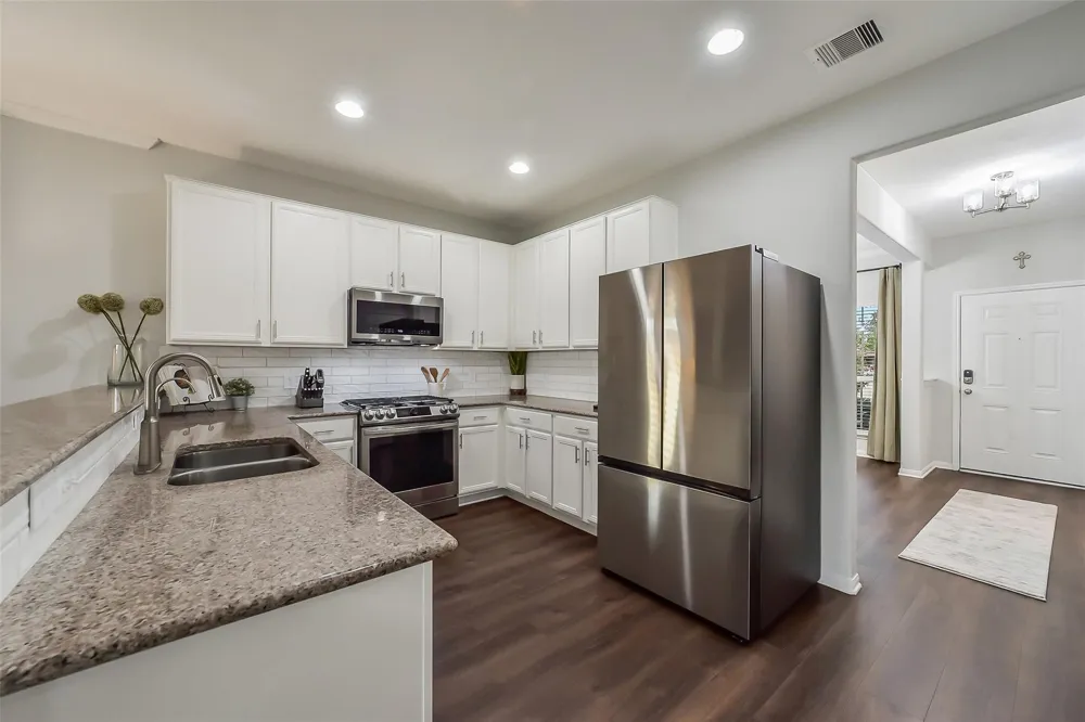4710 Wheel Wright Trail Rosenberg, TX 77471