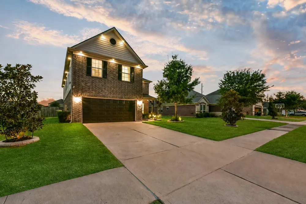 4710 Wheel Wright Trail Rosenberg, TX 77471