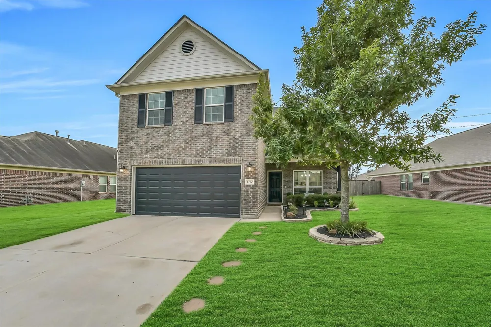 4710 Wheel Wright Trail Rosenberg, TX 77471