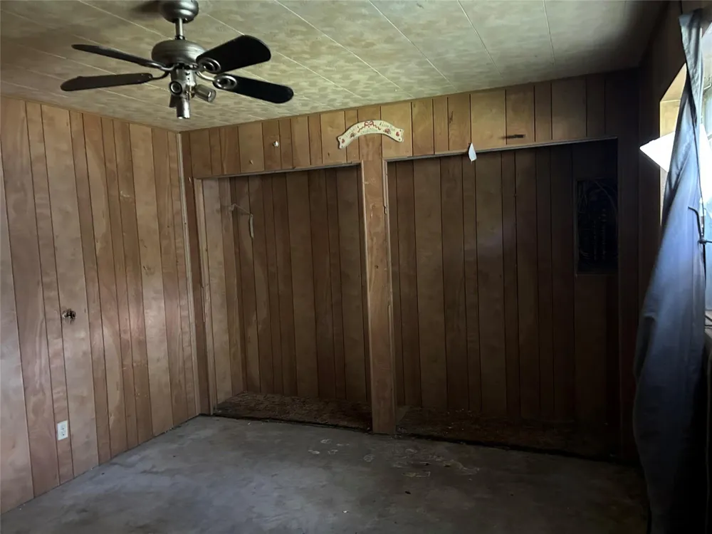 25910 Water Ridge Drive Huffman, TX 77336