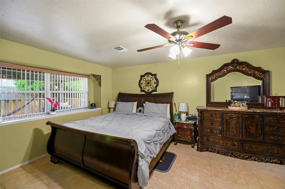 16730 Summer Dawn Lane Houston, TX 77095