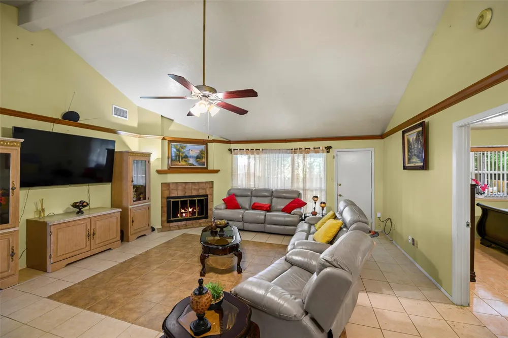 16730 Summer Dawn Lane Houston, TX 77095