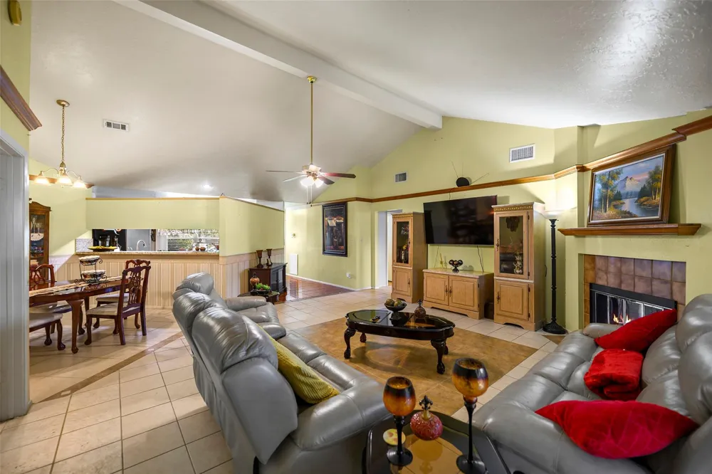16730 Summer Dawn Lane Houston, TX 77095