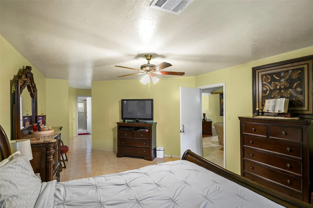 16730 Summer Dawn Lane Houston, TX 77095