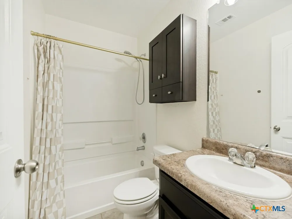 1440 Doncaster Drive Seguin, TX 78155