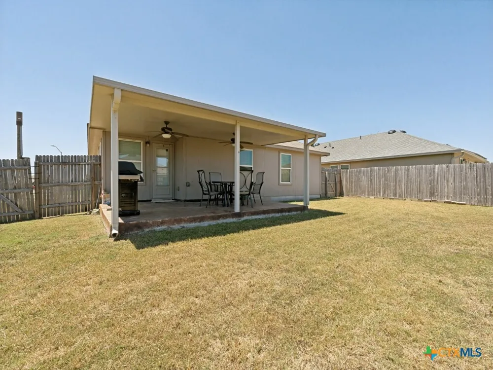 1440 Doncaster Drive Seguin, TX 78155