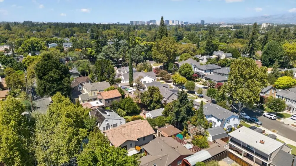 1748 Glen Una Avenue San Jose, CA 95125