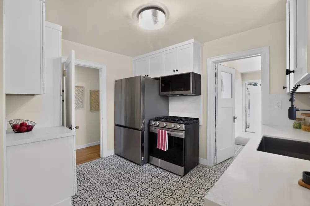 1748 Glen Una Avenue San Jose, CA 95125