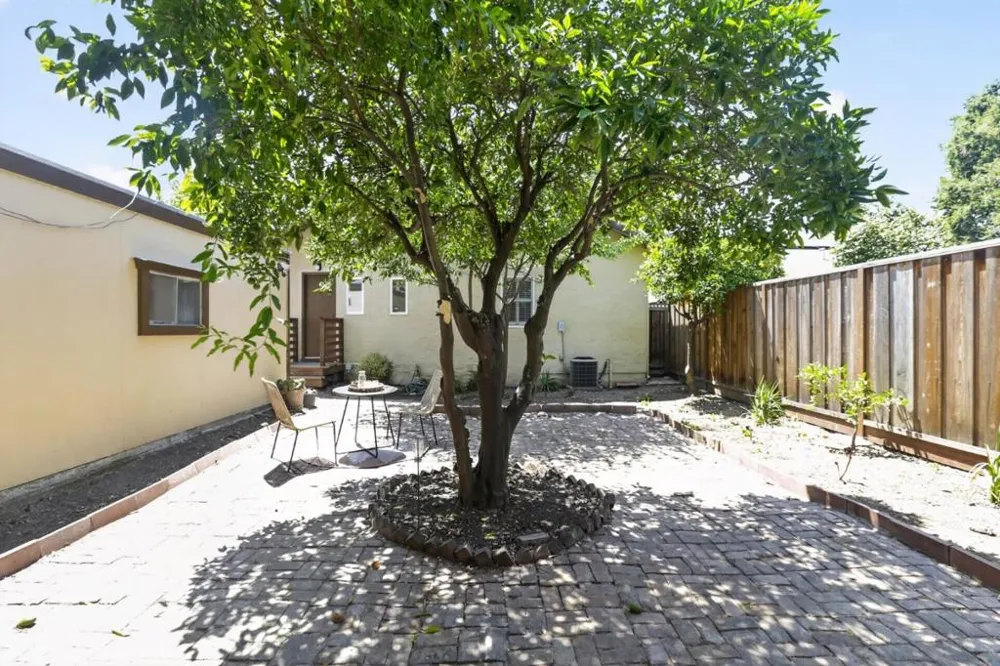 1748 Glen Una Avenue San Jose, CA 95125