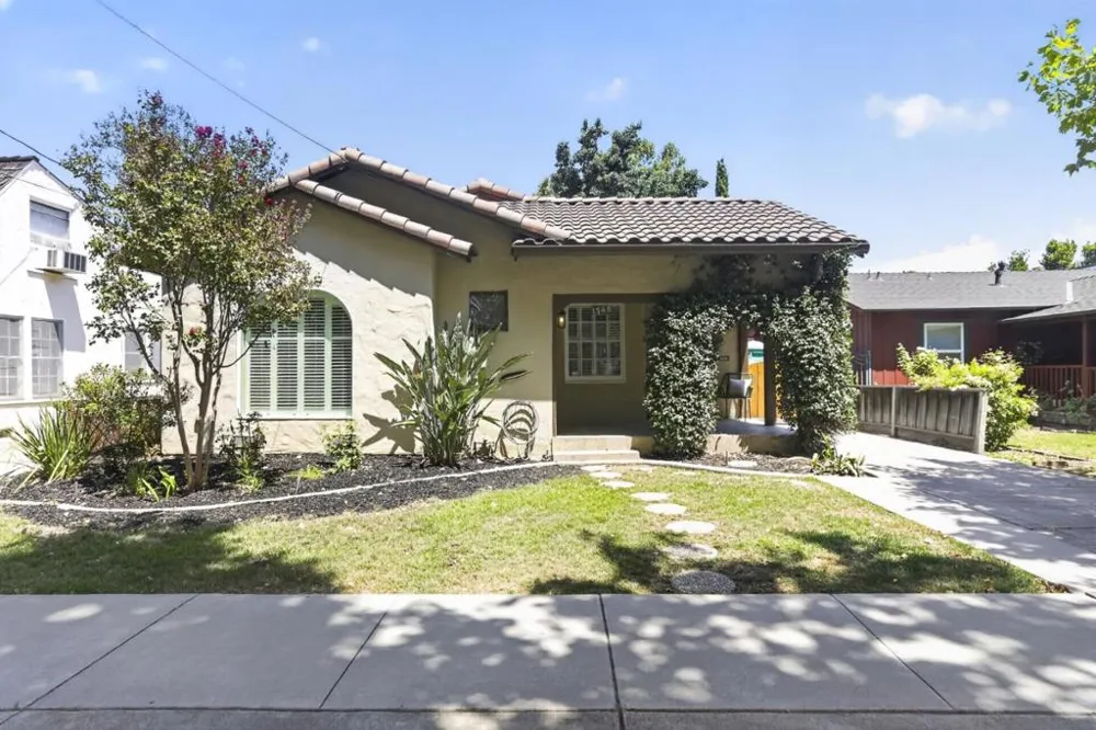 1748 Glen Una Avenue San Jose, CA 95125